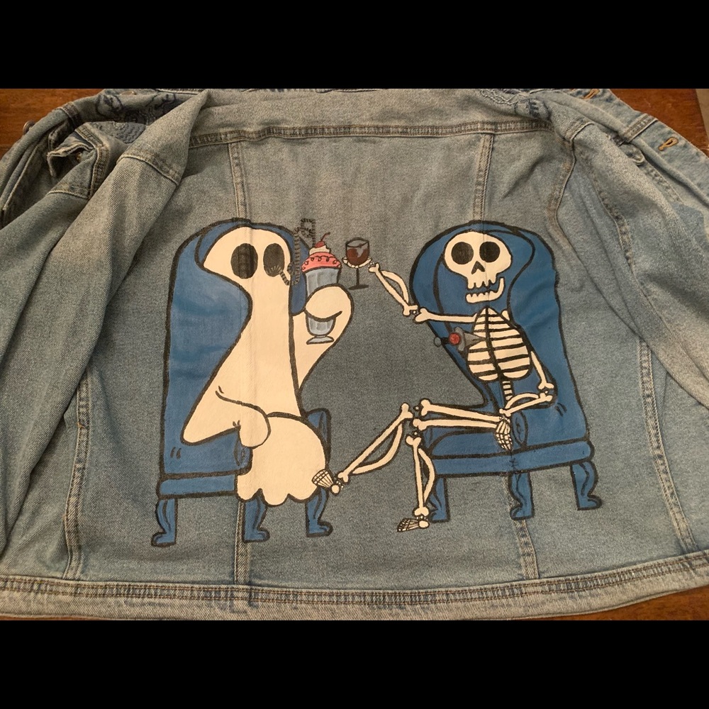 Here for the boos painted jacket size M